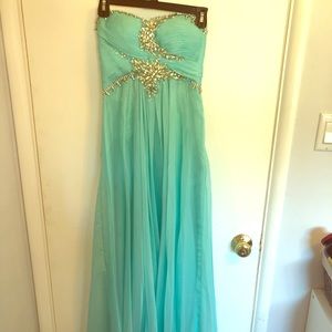 Dave & Johnny Turquoise Prom Dress!